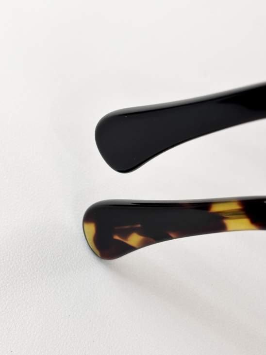 Picture of Chanel Sunglasses _SKUfw77367412fw